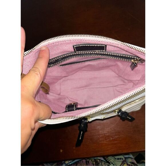 NWOT Dooney and bourke pebble leather dillen pocket sac bag with dust bag - Picture 10 of 13